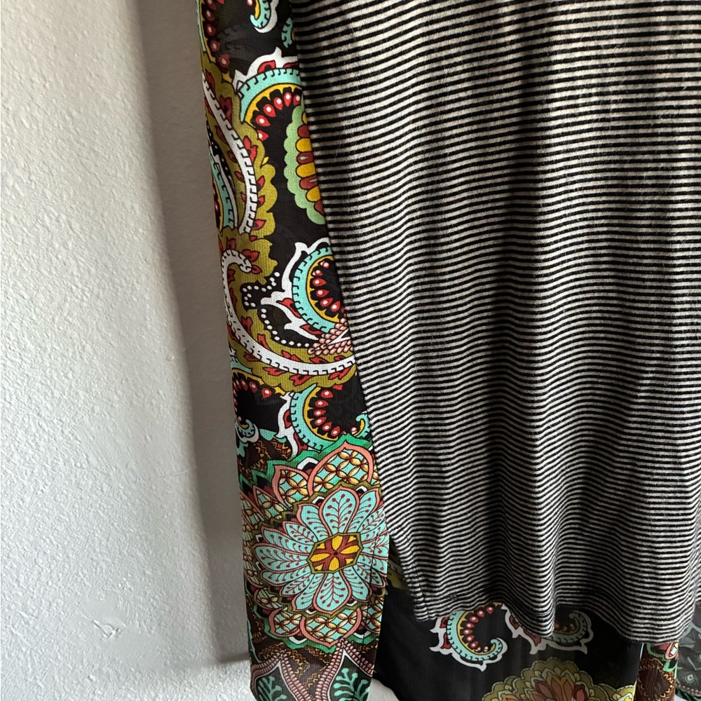 cha cha vente Black and Gray Striped Short-Sleeve Top with Paisley Sides - Picture 3 of 5